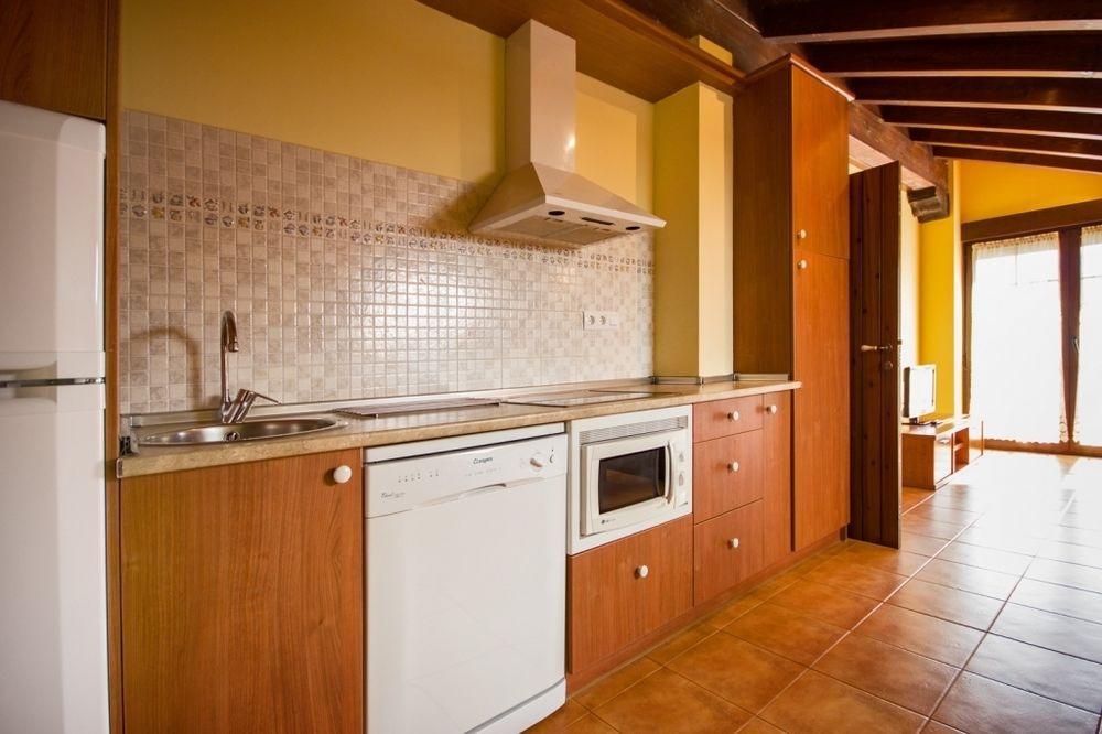 Apartamentos Toraya Hoz de Anero Exterior photo